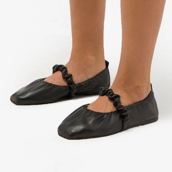 Ganni Shoes - NWB Ganni Black Scrunchie Leather Ballerina Ballet Flats EU 35 US 5